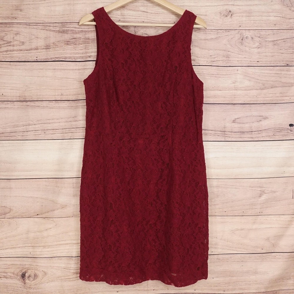 Banana Republic Dress Womens 12P Red Lace Sheath Knee Length Lined Scoop Neck